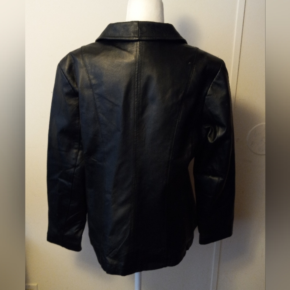 Women’s Genuine Leather Jacket in Black - Picture 5 of 11